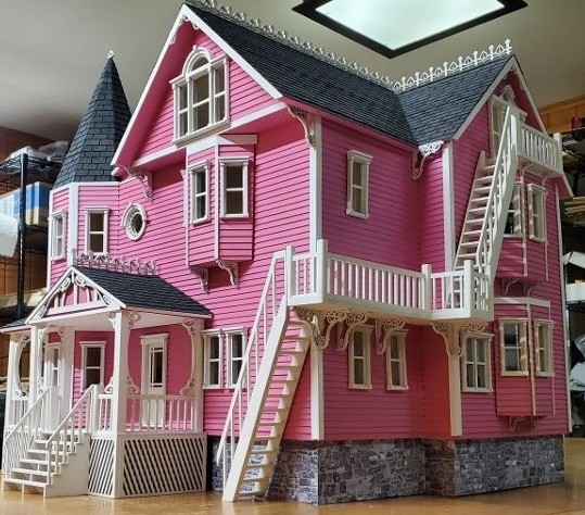 pink house